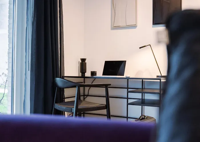 Lio Suite Deluxe Apartment Kueche Terrasse Parken Netflix