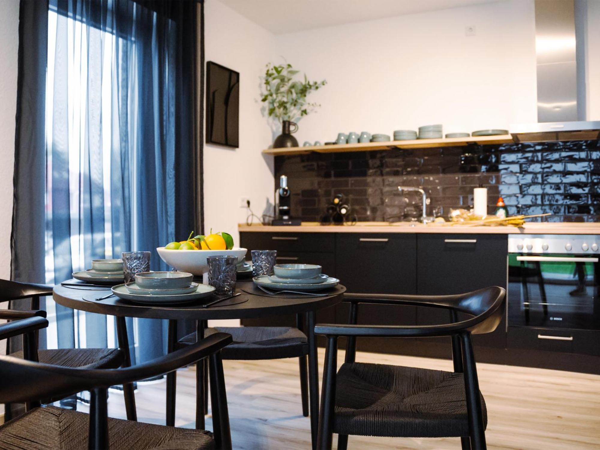 Apartment Lio Deluxe Kueche Terrasse Parken Netflix